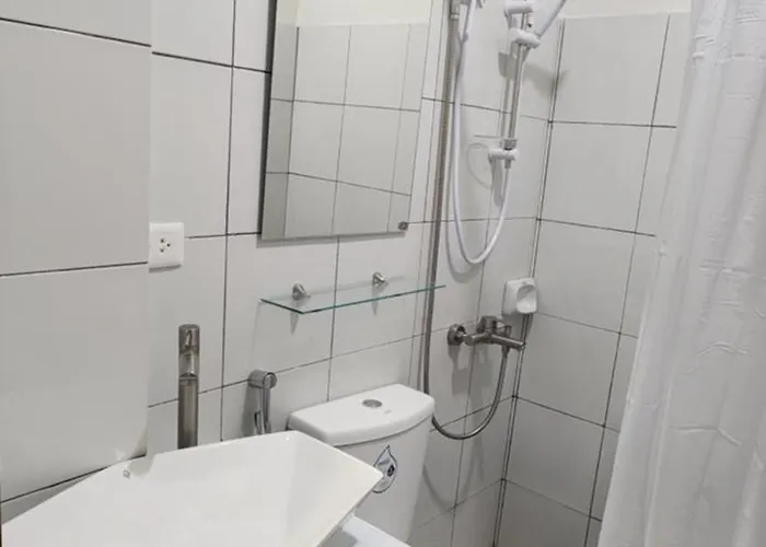 Apartment Kuya And Kambals 2 Bedroom 2 Bath *