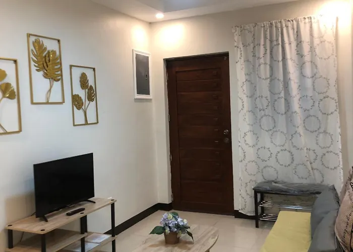 Apartment Kuya And Kambals 2 Bedroom 2 Bath *